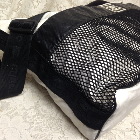 (SOLD) Chanel White-Black Large Weekend -Beach SBag-CB - Picture 10 of 16